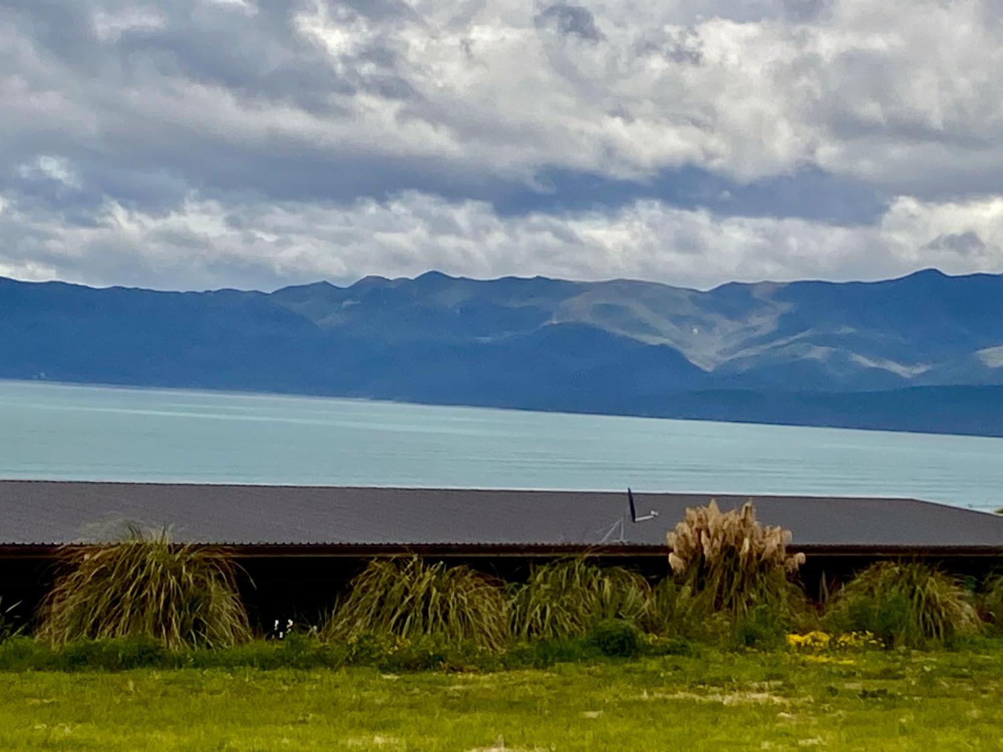 “The Cliffs” Humpridge View Motels Tuatapere Exterior photo